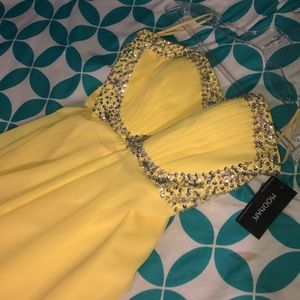 yellow prom dress